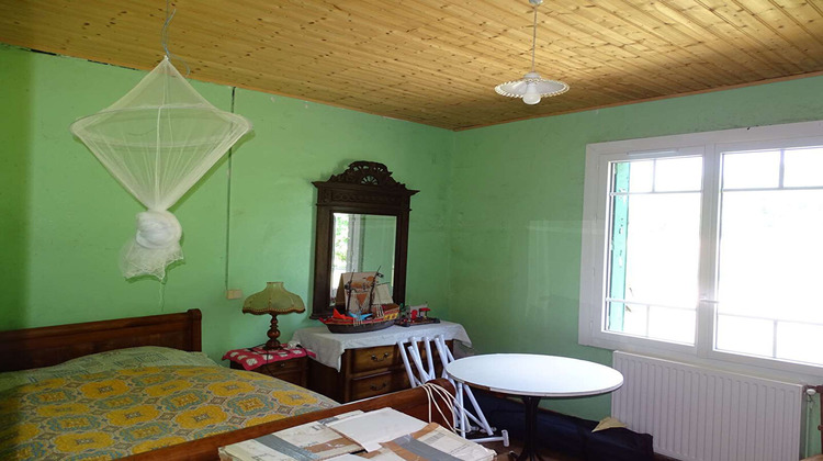 Ma-Cabane - Vente Maison SAINT-ETIENNE-DE-PUYCORBIER, 127 m²