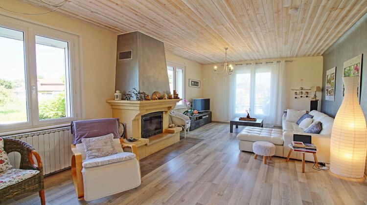 Ma-Cabane - Vente Maison SAINT-ETIENNE-DE-SAINT-GEOIRS, 180 m²