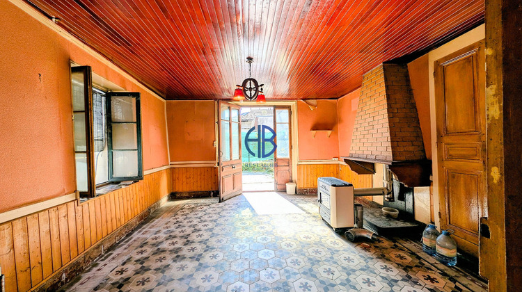 Ma-Cabane - Vente Maison SAINT-ETIENNE-DE-SAINT-GEOIRS, 110 m²