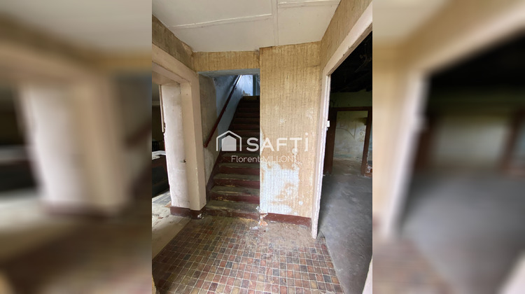 Ma-Cabane - Vente Maison Saint-Etienne-de-Saint-Geoirs, 150 m²