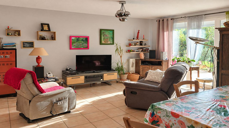 Ma-Cabane - Vente Maison SAINT ETIENNE DE SAINT GEOIRS, 100 m²