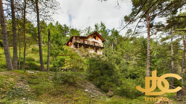 Ma-Cabane - Vente Maison SAINT ETIENNE DE TINEE, 75 m²