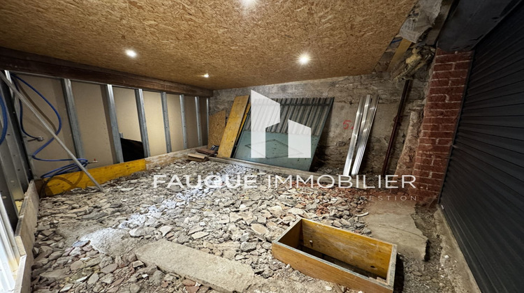 Ma-Cabane - Vente Maison SAINT-ETIENNE-DE-VALOUX, 60 m²