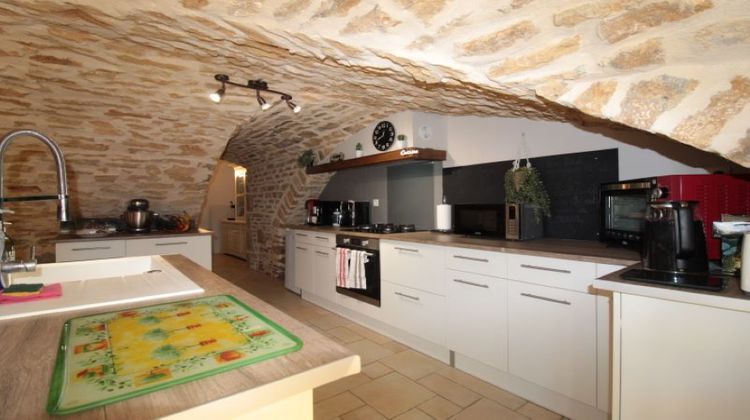 Ma-Cabane - Vente Maison SAINT-ETIENNE-DU-BOIS, 160 m²