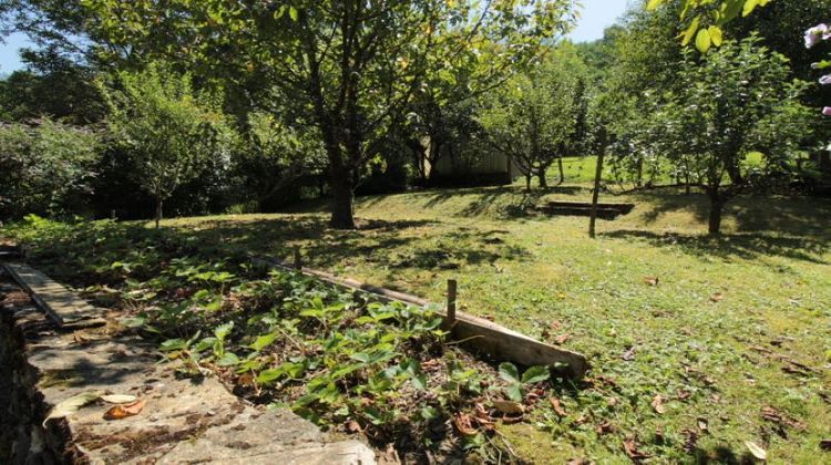 Ma-Cabane - Vente Maison SAINT-ETIENNE-DU-BOIS, 160 m²