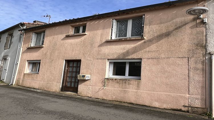 Ma-Cabane - Vente Maison SAINT-ETIENNE-DU-BOIS, 151 m²