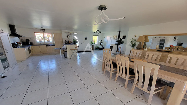 Ma-Cabane - Vente Maison SAINT-ETIENNE-DU-BOIS, 127 m²