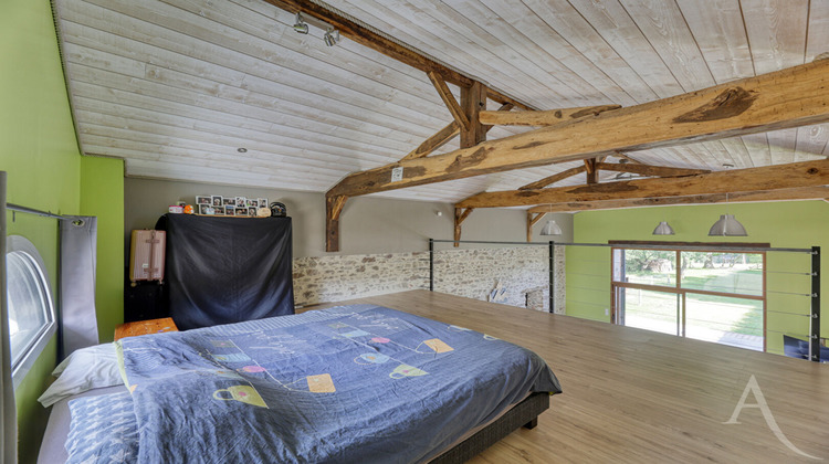 Ma-Cabane - Vente Maison SAINT-ETIENNE-DU-BOIS, 160 m²