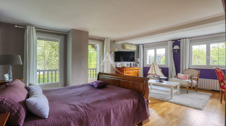 Ma-Cabane - Vente Maison SAINT-ETIENNE-DU-ROUVRAY, 300 m²