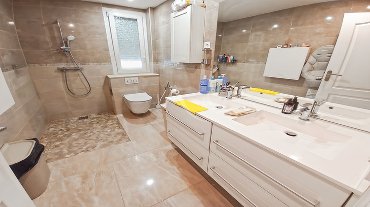 Ma-Cabane - Vente Maison SAINT-ETIENNE-DU-ROUVRAY, 70 m²