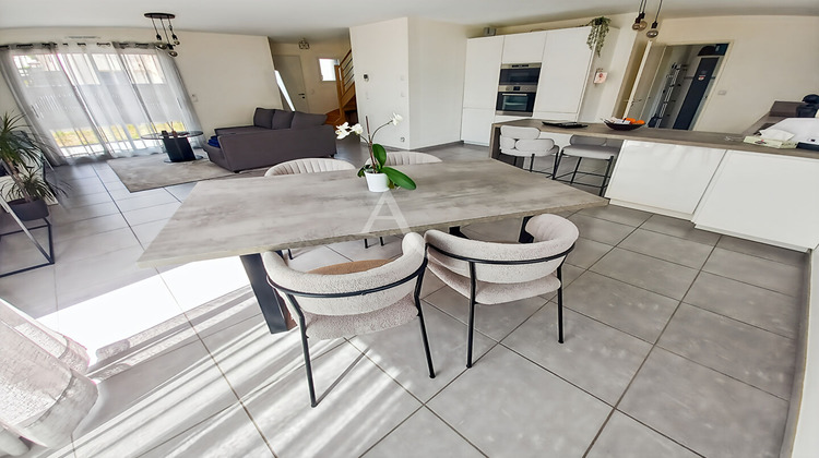 Ma-Cabane - Vente Maison SAINT-ETIENNE-DU-ROUVRAY, 114 m²