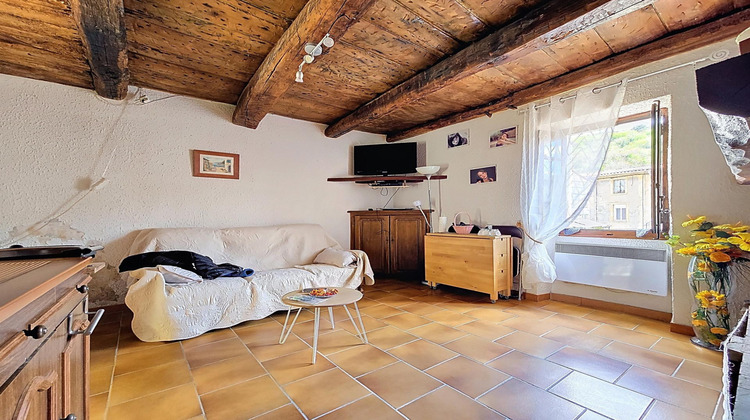 Ma-Cabane - Vente Maison Saint-Etienne-Estrechoux, 30 m²