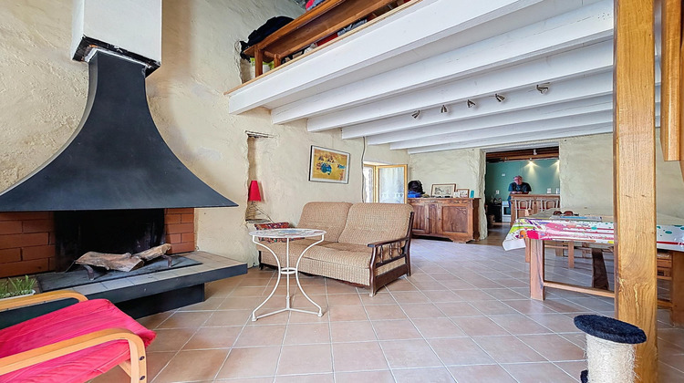 Ma-Cabane - Vente Maison Saint-Etienne-Estrechoux, 118 m²