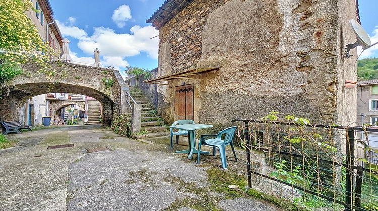 Ma-Cabane - Vente Maison Saint-Etienne-Estrechoux, 30 m²