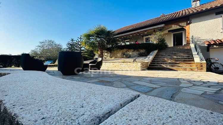 Ma-Cabane - Vente Maison SAINT ETIENNE LE MOLARD, 200 m²