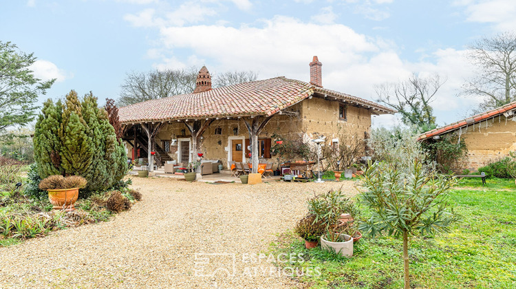 Ma-Cabane - Vente Maison SAINT-ETIENNE-SUR-REYSSOUZE, 290 m²