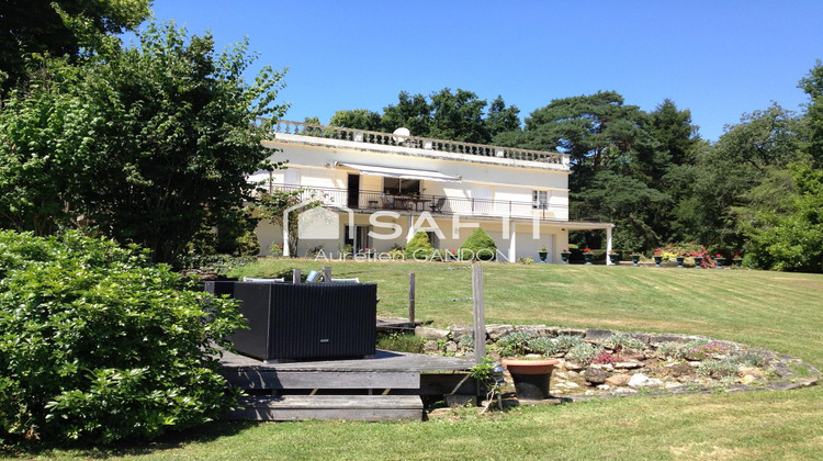 Ma-Cabane - Vente Maison Saint-Fargeau-Ponthierry, 350 m²