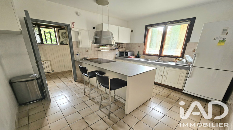 Ma-Cabane - Vente Maison Saint-Fargeau-Ponthierry, 255 m²