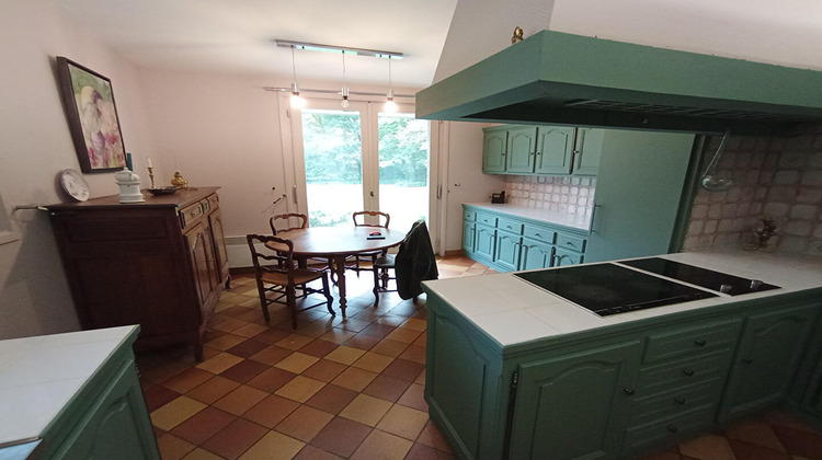 Ma-Cabane - Vente Maison SAINT-FLORIS, 300 m²