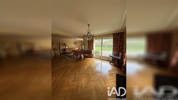 Ma-Cabane - Vente Maison Saint-Floris, 300 m²
