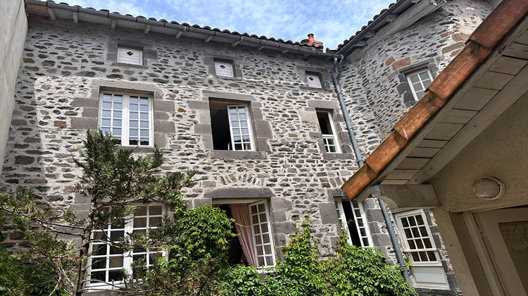 Ma-Cabane - Vente Maison SAINT-FLOUR, 400 m²