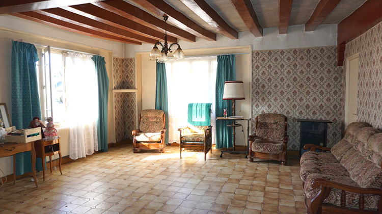 Ma-Cabane - Vente Maison SAINT-FLOVIER, 110 m²