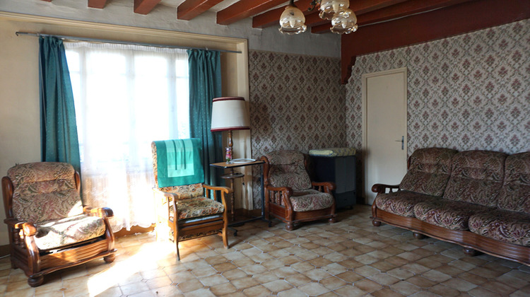 Ma-Cabane - Vente Maison SAINT-FLOVIER, 110 m²