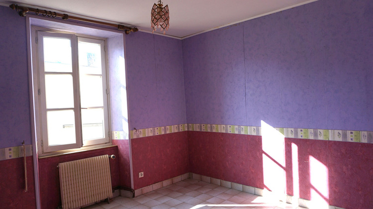 Ma-Cabane - Vente Maison SAINT-FLOVIER, 110 m²