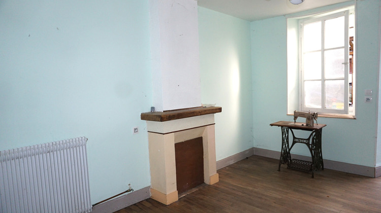 Ma-Cabane - Vente Maison SAINT-FLOVIER, 110 m²