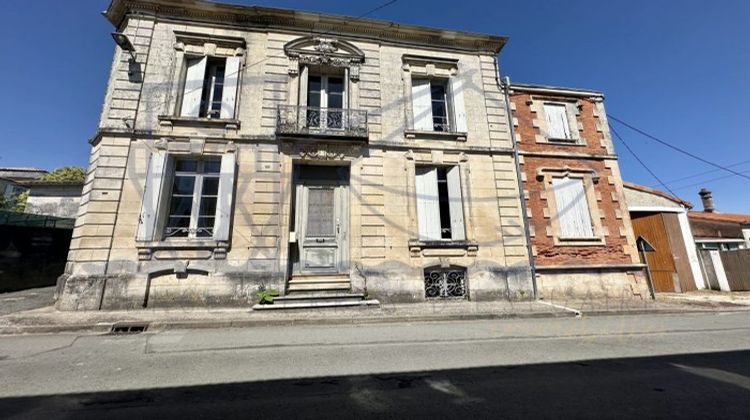 Ma-Cabane - Vente Maison Saint-Fort-sur-Gironde, 243 m²