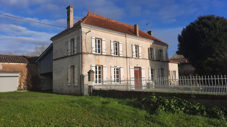 Ma-Cabane - Vente Maison SAINT FORT SUR GIRONDE, 200 m²