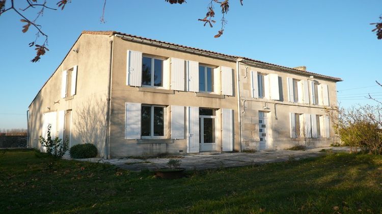 Ma-Cabane - Vente Maison SAINT FORT SUR LE NE, 195 m²