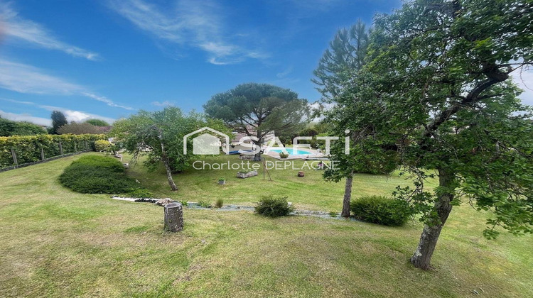 Ma-Cabane - Vente Maison Saint-Fort-sur-le-Ne, 263 m²