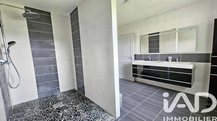 Ma-Cabane - Vente Maison Saint-Fort-sur-le-Né, 186 m²