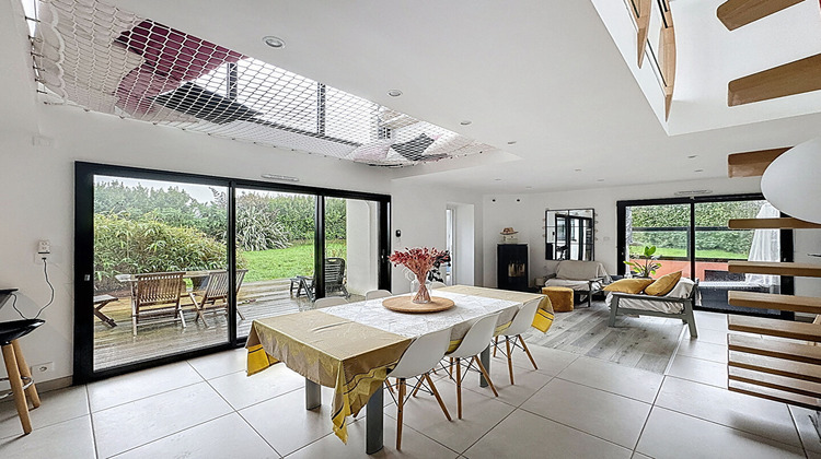 Ma-Cabane - Vente Maison SAINT-FREGANT, 132 m²