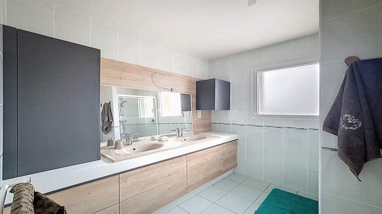 Ma-Cabane - Vente Maison SAINT-FREGANT, 121 m²