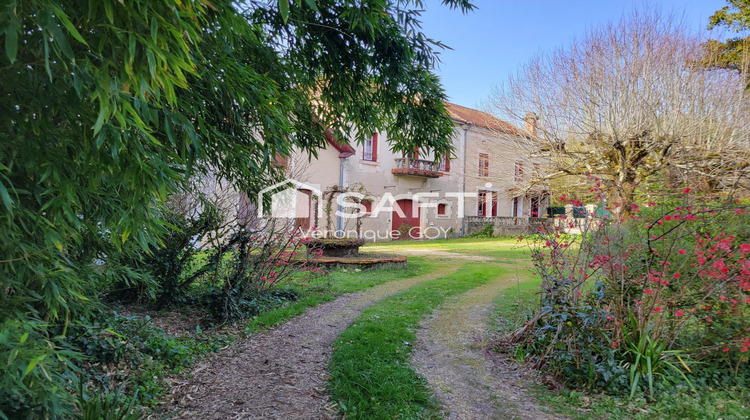 Ma-Cabane - Vente Maison Saint-Front-de-Pradoux, 186 m²