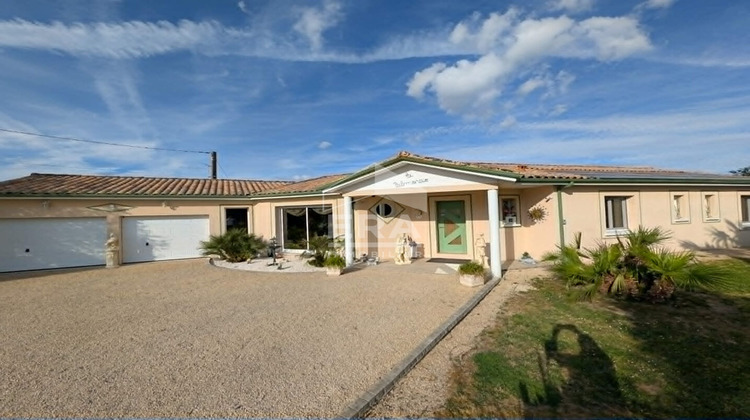 Ma-Cabane - Vente Maison SAINT-FRONT-DE-PRADOUX, 196 m²