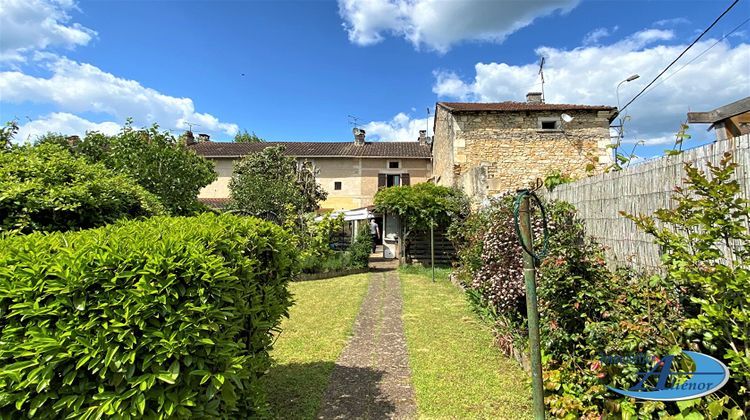 Ma-Cabane - Vente Maison SAINT-FRONT-LA-RIVIERE, 73 m²