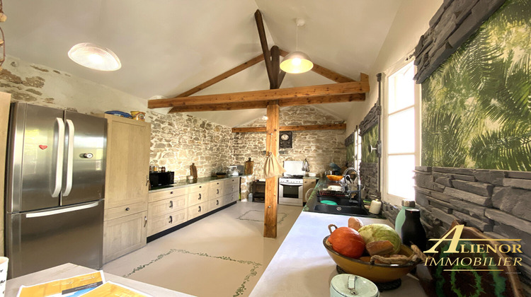 Ma-Cabane - Vente Maison SAINT-FRONT-LA-RIVIERE, 210 m²