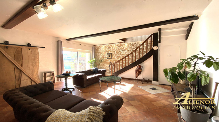 Ma-Cabane - Vente Maison SAINT-FRONT-LA-RIVIERE, 210 m²