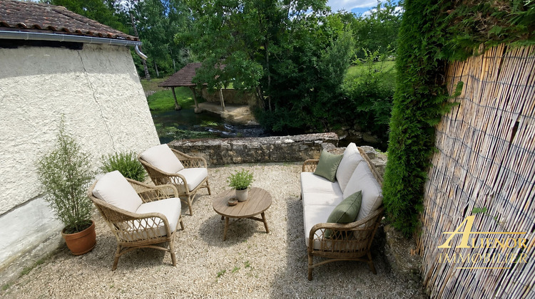 Ma-Cabane - Vente Maison SAINT-FRONT-LA-RIVIERE, 155 m²