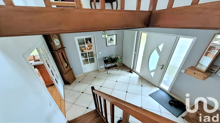 Ma-Cabane - Vente Maison Saint-Fuscien, 300 m²