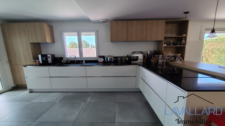 Ma-Cabane - Vente Maison Saint-Fuscien, 130 m²