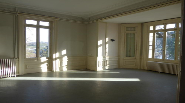 Ma-Cabane - Vente Maison SAINT-GALMIER, 475 m²