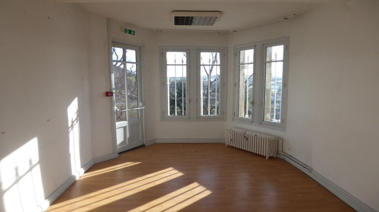 Ma-Cabane - Vente Maison SAINT-GALMIER, 475 m²