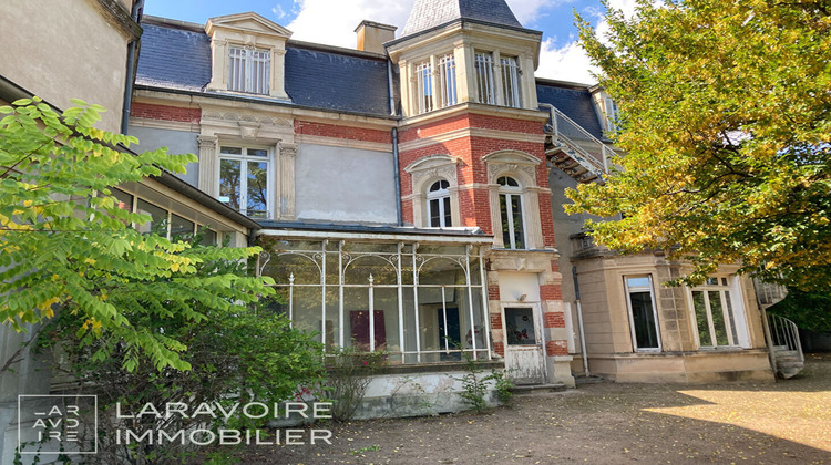 Ma-Cabane - Vente Maison SAINT-GALMIER, 475 m²