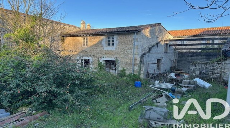 Ma-Cabane - Vente Maison Saint-Gelais, 100 m²