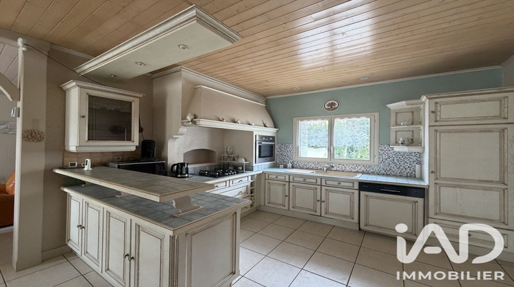 Ma-Cabane - Vente Maison Saint-Généroux, 203 m²