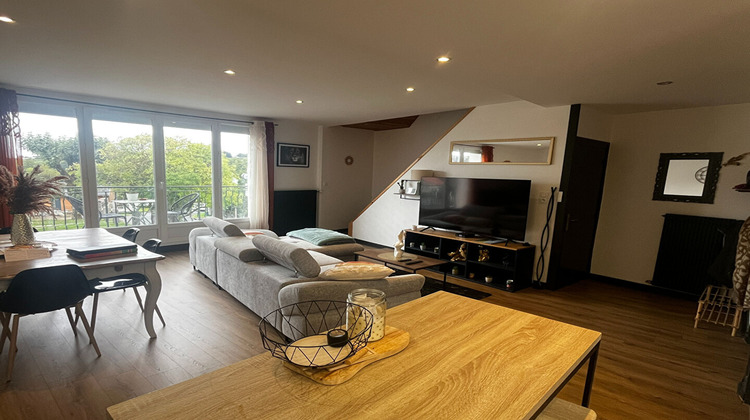 Ma-Cabane - Vente Maison SAINT-GENES-CHAMPANELLE, 88 m²